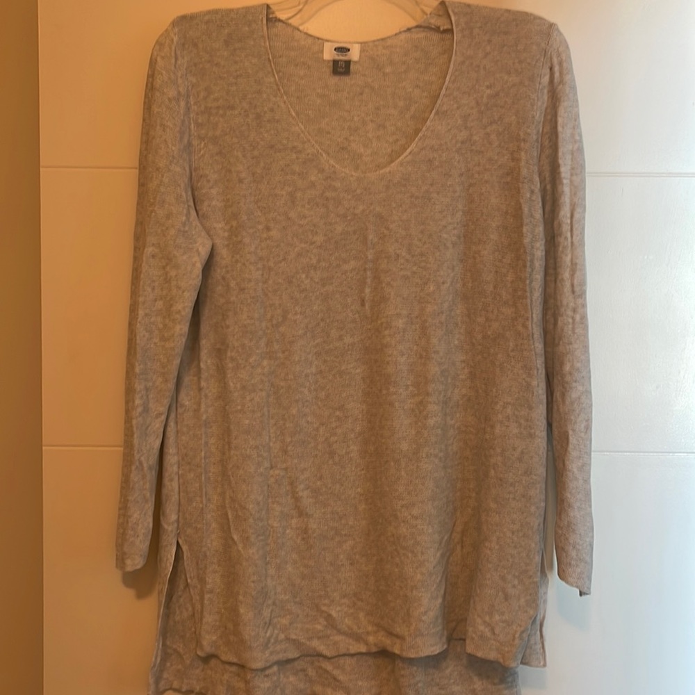 Grey Old Navy Sweater